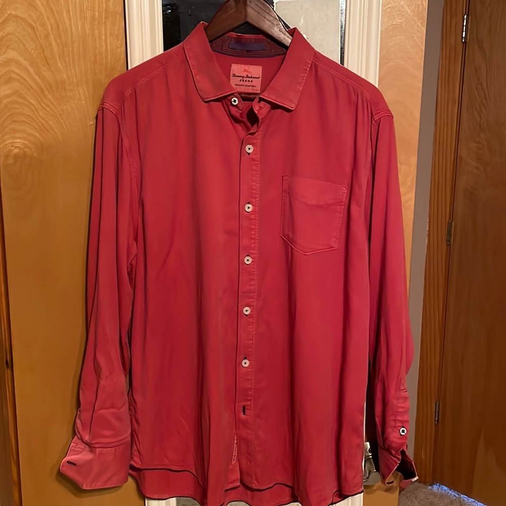 Mens long sleeve shirt.